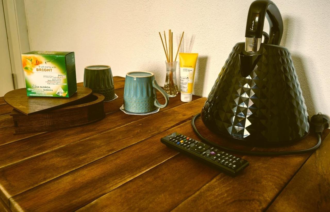 Voinescu House - Natural Living & Eating シモン エクステリア 写真
